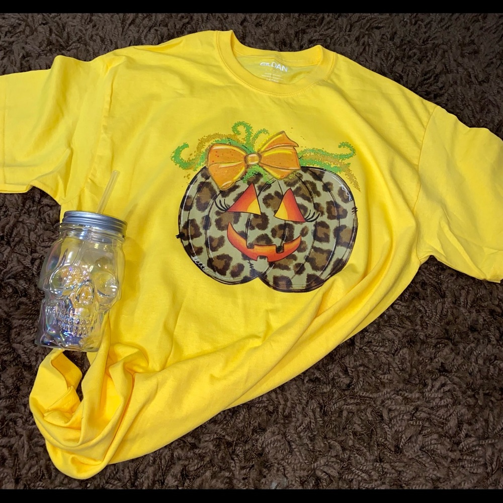 Leopard Pumpkin Tee